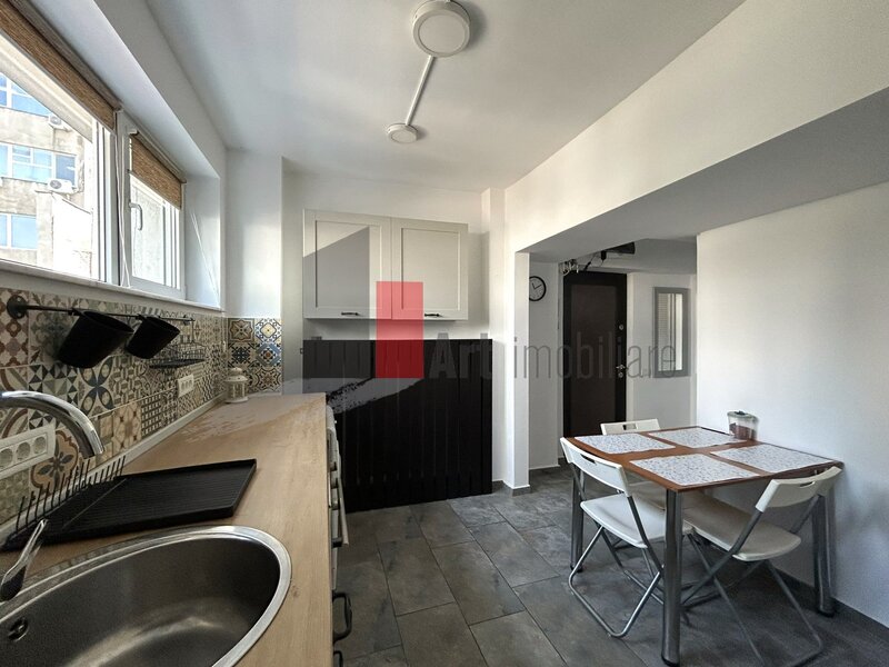 Dorobanti apartament 3 camere mobilat si utilat, zona Perla